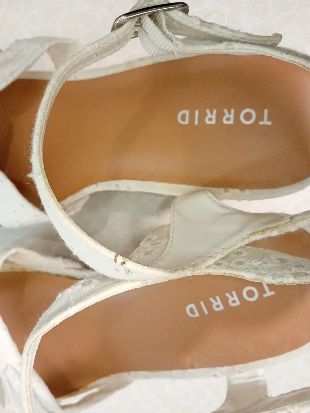 TORRID White Lace Knot Cork Wedge Sandals sz 9WW